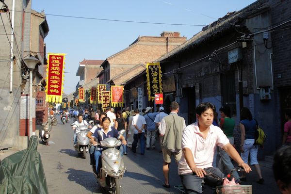  - Luoyang
