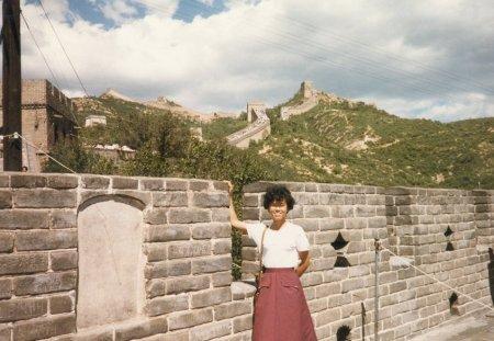 Betsy at the Great Wall