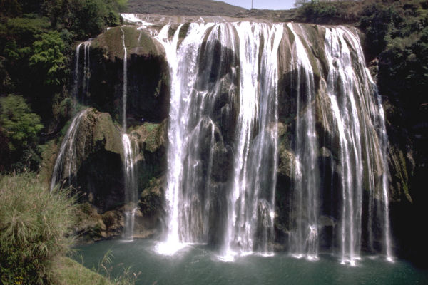 Huangguoshu Falls