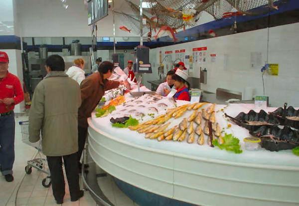 Fish Market in Wal-Mart