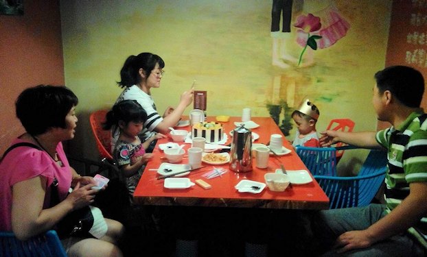 Ding Family at Dinner - Scene 7