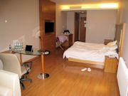 Paul Noll's Stay in a Zhengzhou Hotel Photo 1