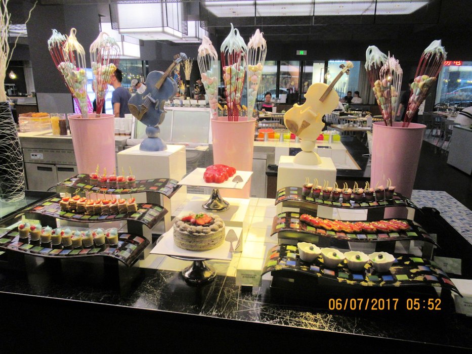 More Desserts, Take What you Wish  