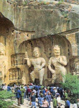  Longmen Caves