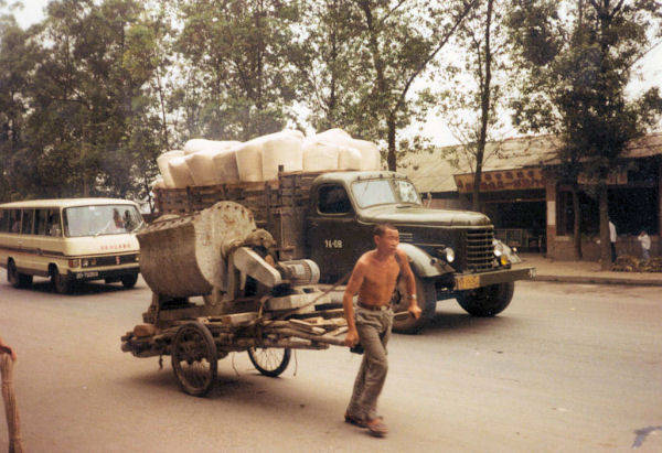 Chinese Machinery Mover