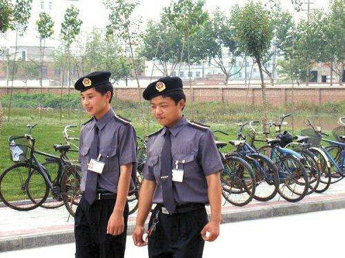 Henan Agricultural University Student Housing Security Patrol