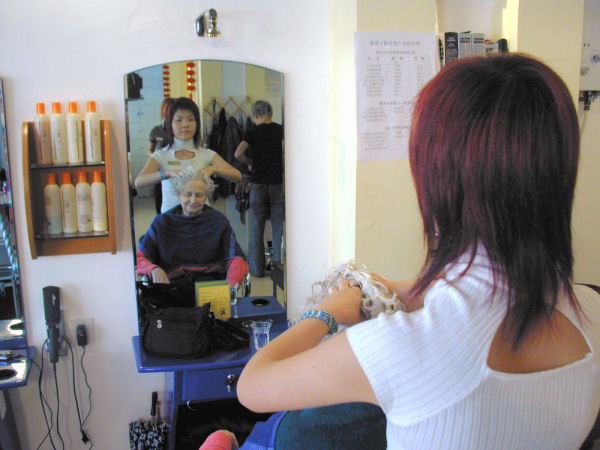 Bernice Gets a Shampoo