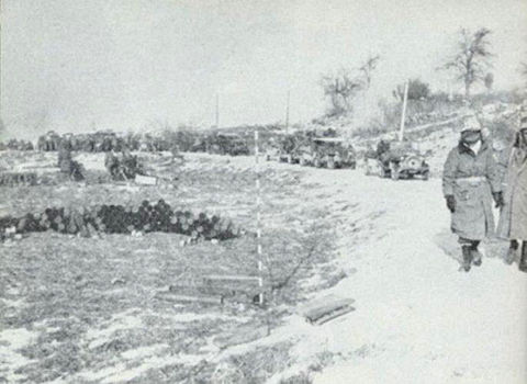 105mm Howitzer Protects the Rear