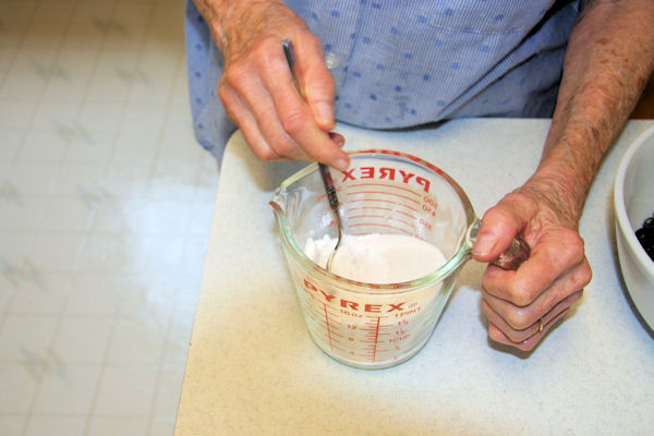 Step 6 - Mix up Sugar and Starch 