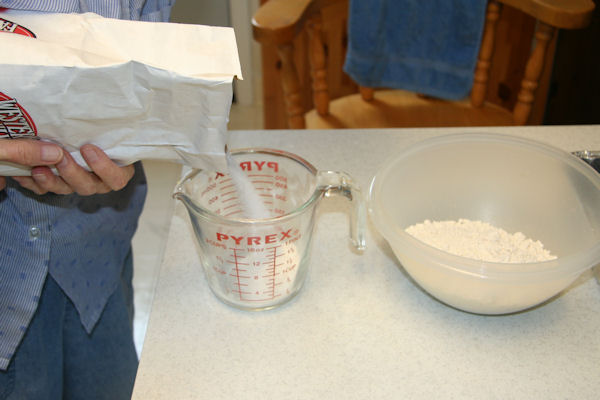 Step 11 - Measure Sugar for Topping 