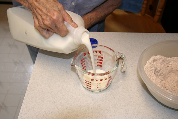 Step 17 - Measure Milk for Topping 