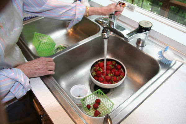 Step 10 - Washing the Strawberries