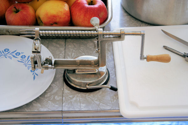 Apple Peeler