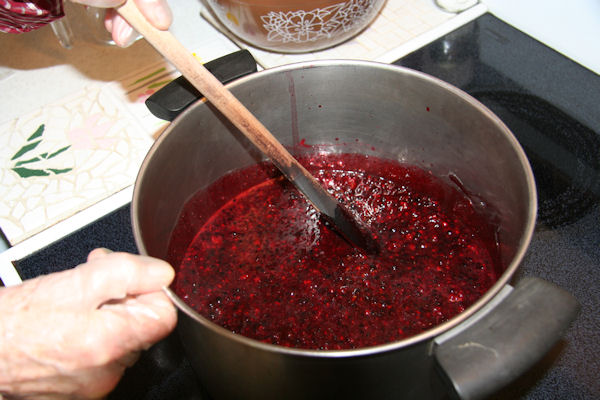 Step 12 - Bring Mixture to a Rolling Hard Boil 