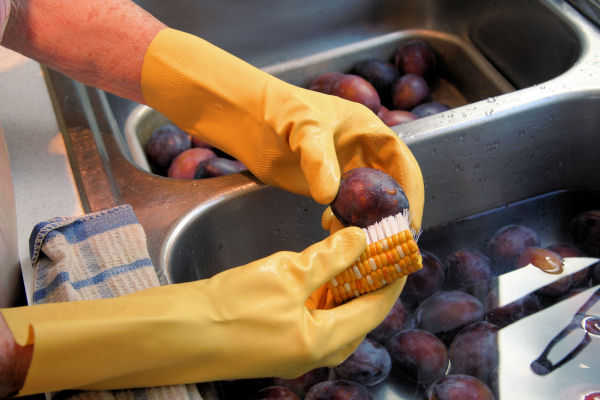 Step 2, Wash the Plums