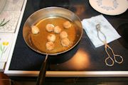 Fried Tong Yuen Step 6