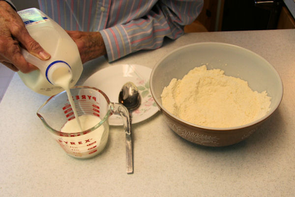 Step 11 - Measure Milk We now measure out 2 cups of milk. We used 2% milk. You could have used 1% or 3% milk but not use skim milk.