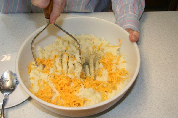 Step 11 - Mash in Cheese