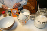 Gingerbread Men , Step 9