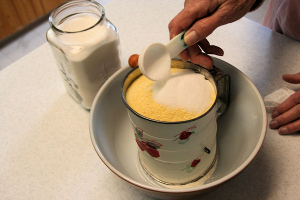 Step 4 - Sugar into Sifter