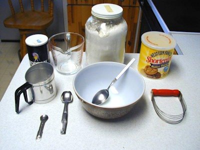 Tools to Make Pie Crusts