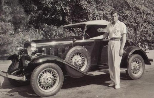 Johnny Weissmuller with his 1932 Chevrolet - Page 8