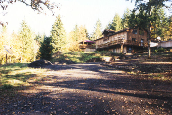 Noll's Pierland Lane Home