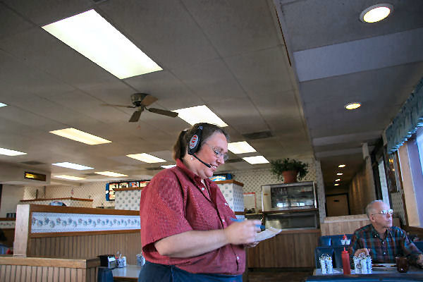 Terri, Waitress