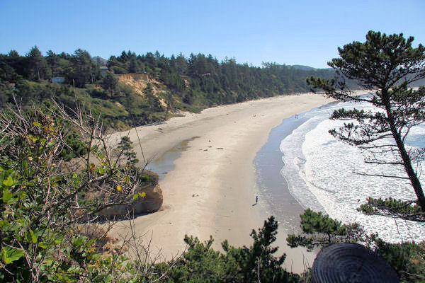 Beach at Devil's Punchbowl 