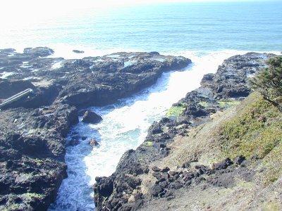 Cook's Chasm, Oregon Coast Spouts