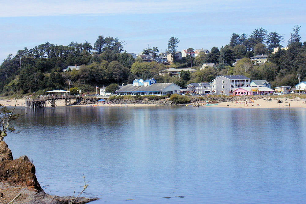 Mo's Seafood Restaurant, Lincoln City