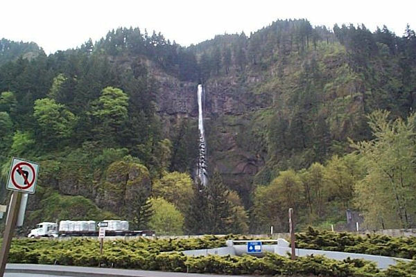 Multnomah Falls 1